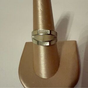 CN RING STERLING SILVER 925 MOP INLAY THAI SIZE 6 3.1g